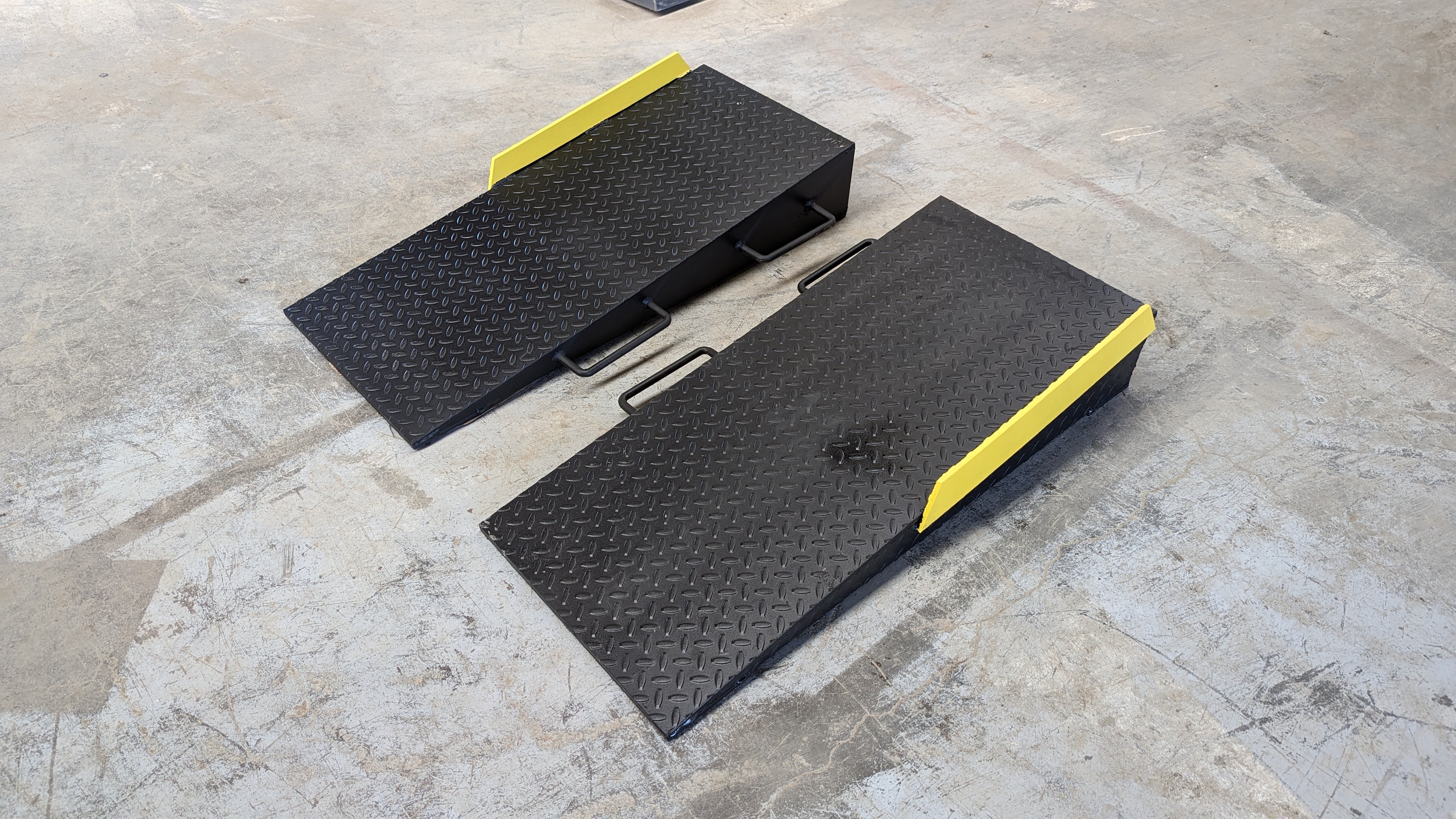 Heavy duty steel ramps for shipping containers for sale