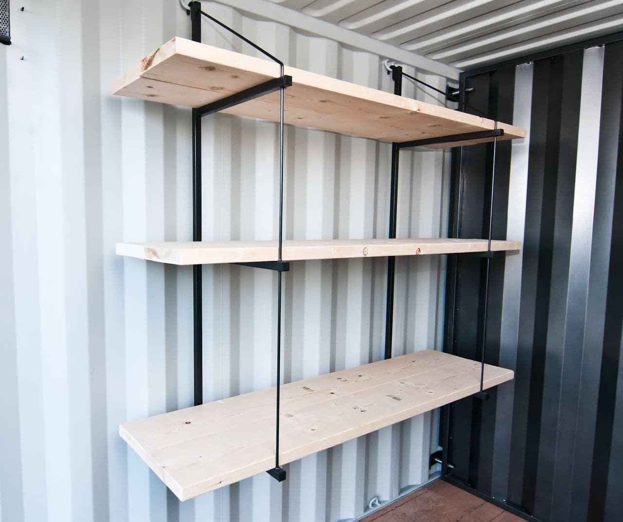 2025 05 K1ae.3210 3 Shelf Bracket