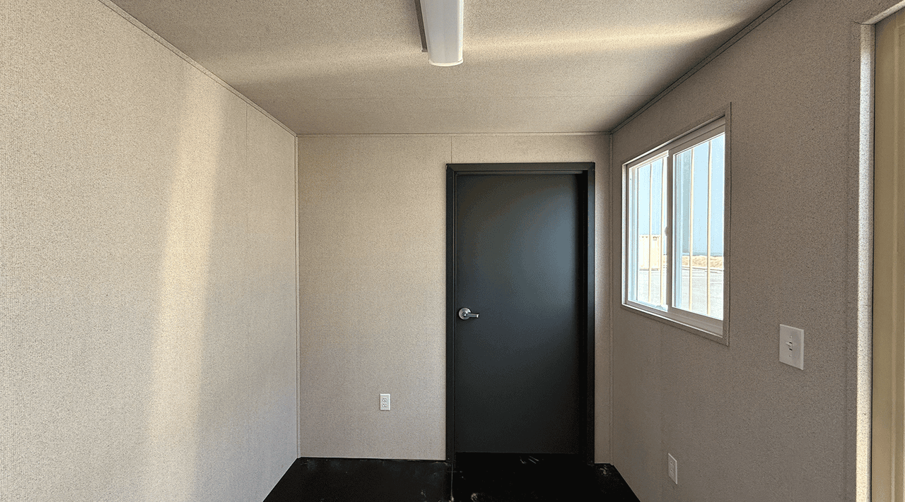 20ft mobile Ground Level Office and storage container combo for rent
