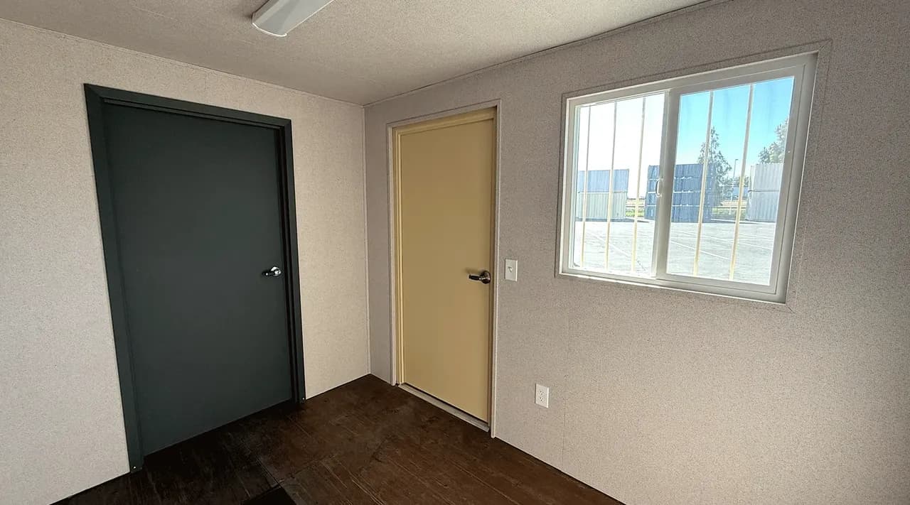 20ft Refurbished Office and Combo Shipping Container