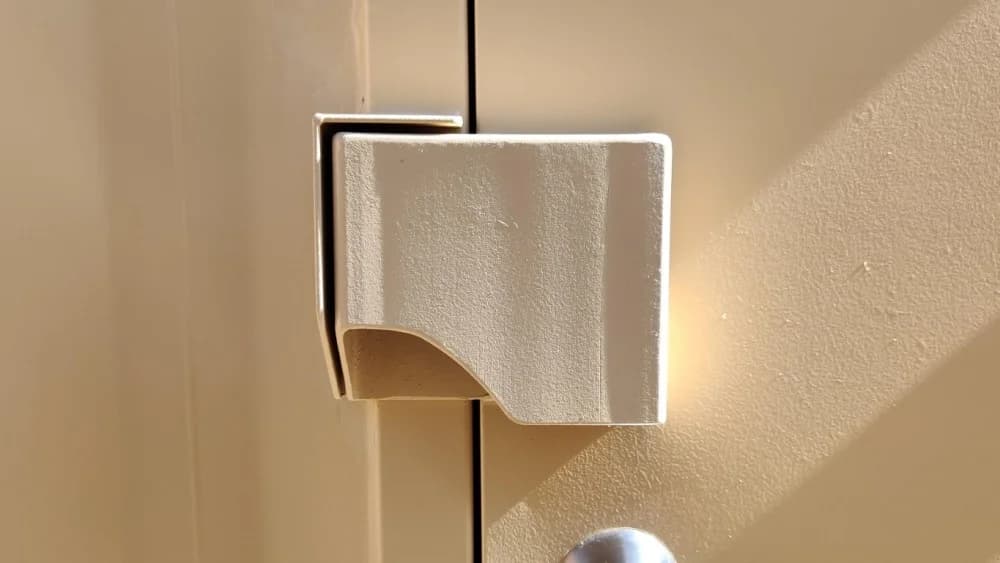 Man door lockbox