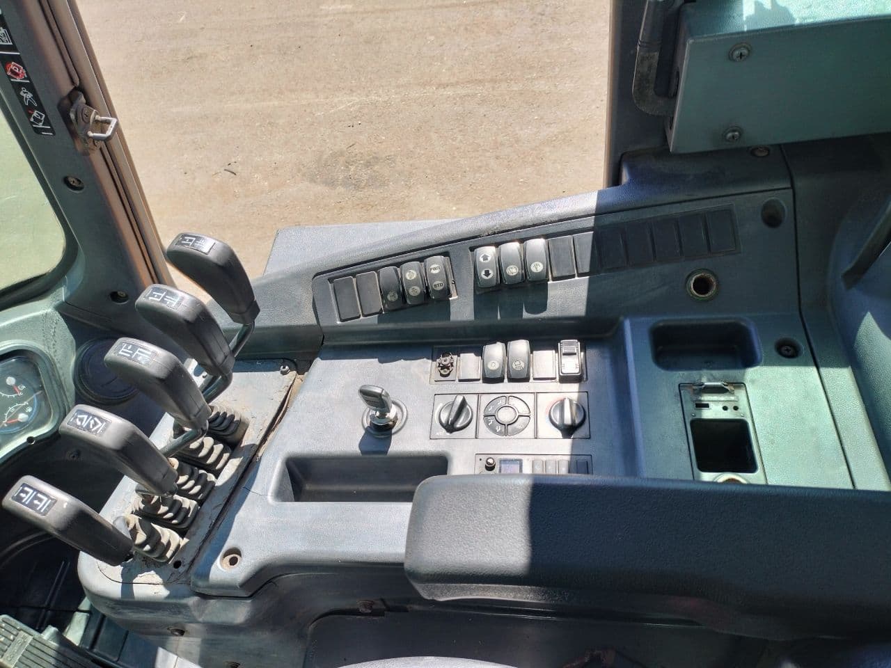 Pneumatic Tire Forklifts  2018 HYUNDAI 70D-9