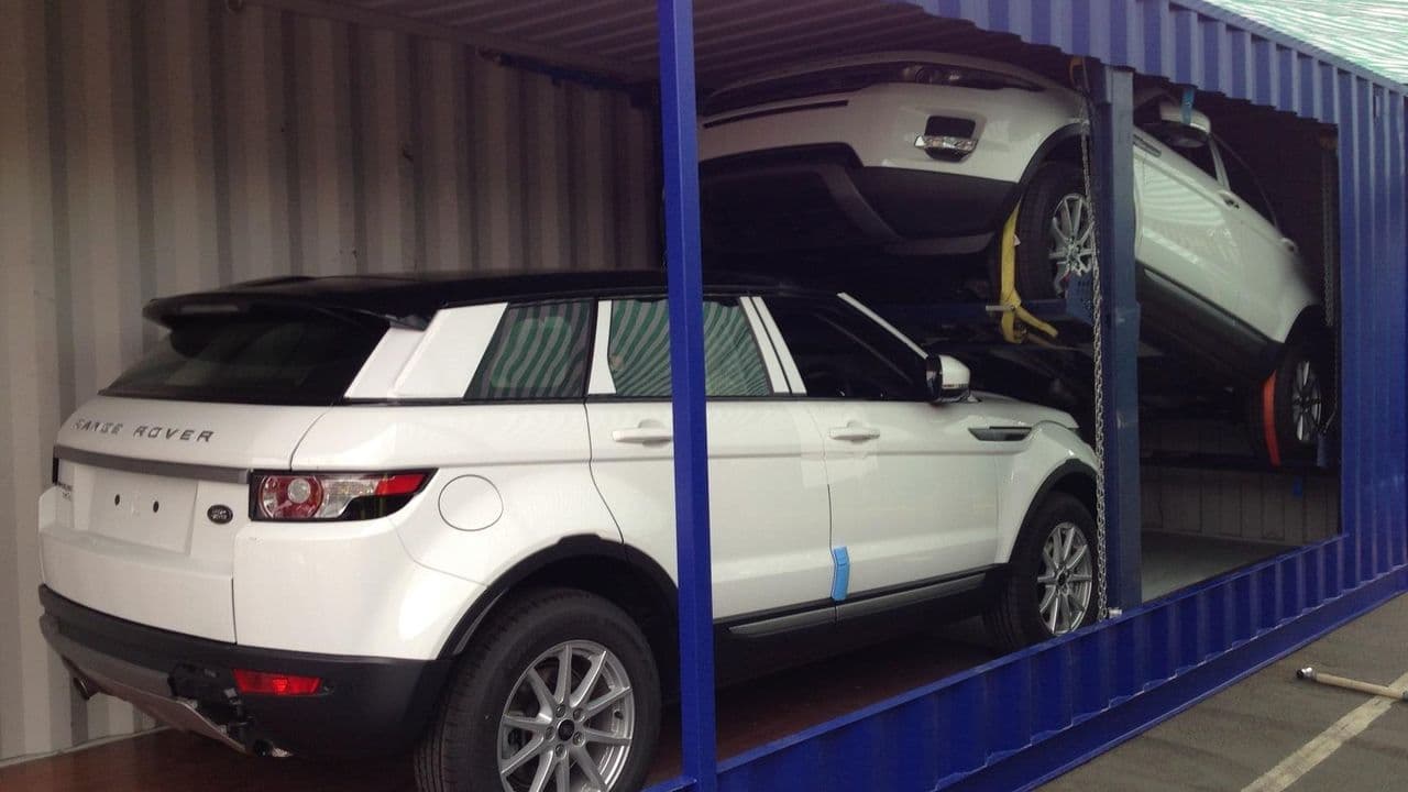 Shipping container car rack