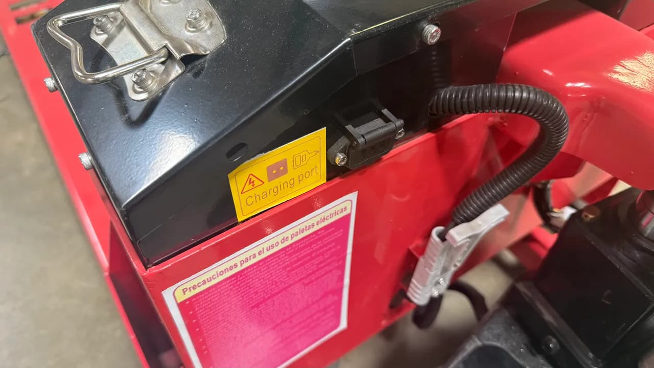 T30 Electric Pallet Truck
