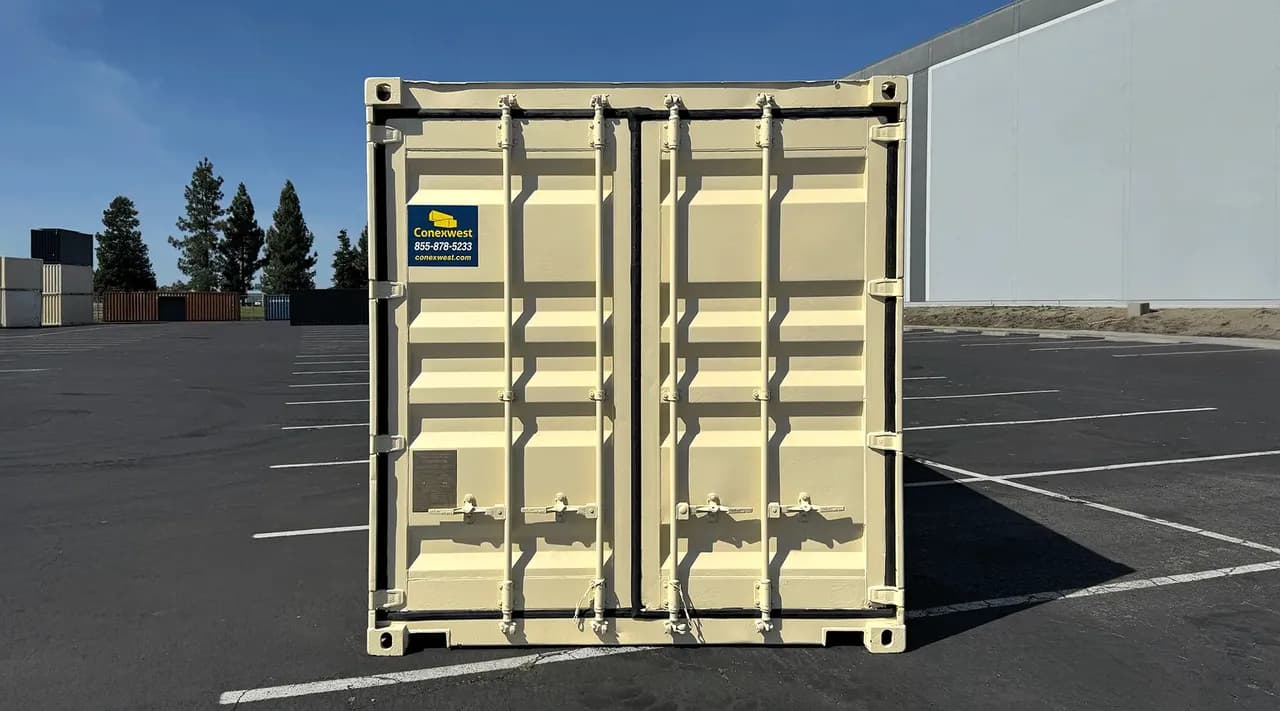 24ft Refurbished Storage Container