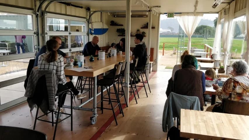 Custom restaurant container interior