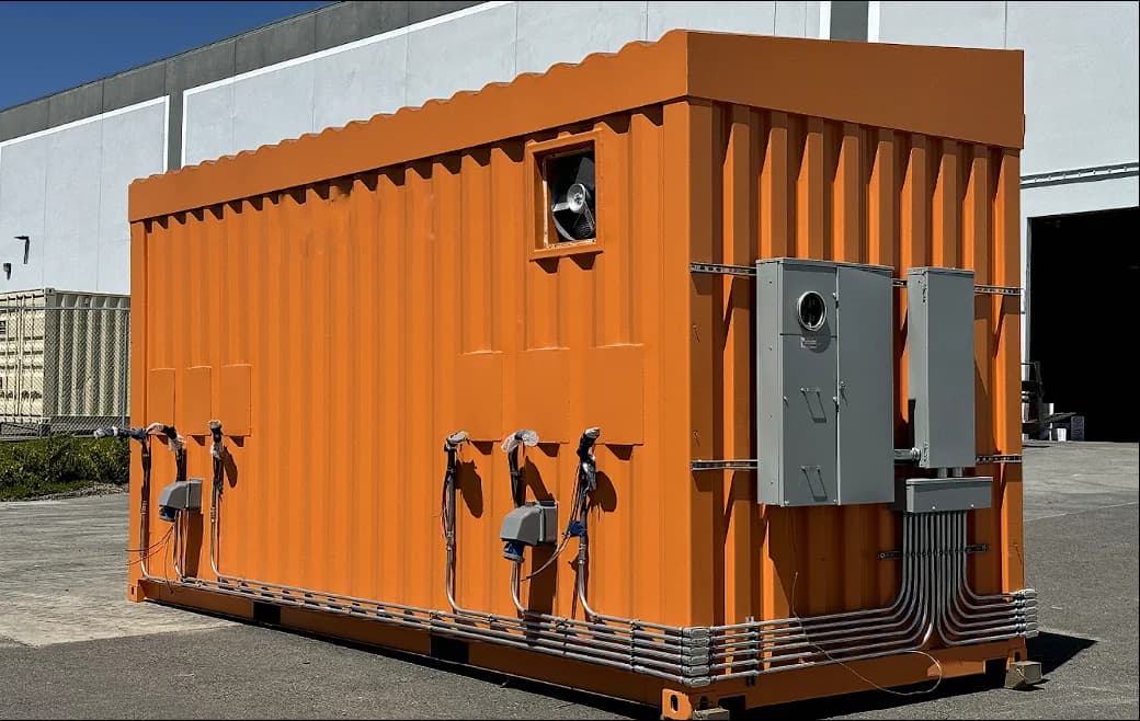 A fitted container