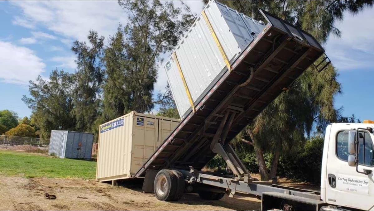 container to delivering