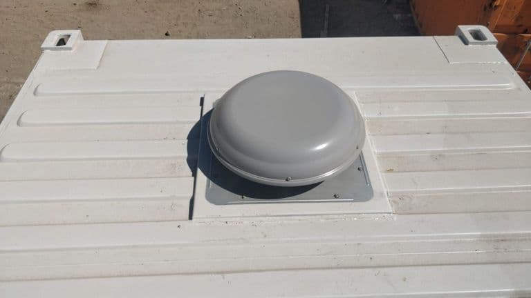 Power roof turbine vent 