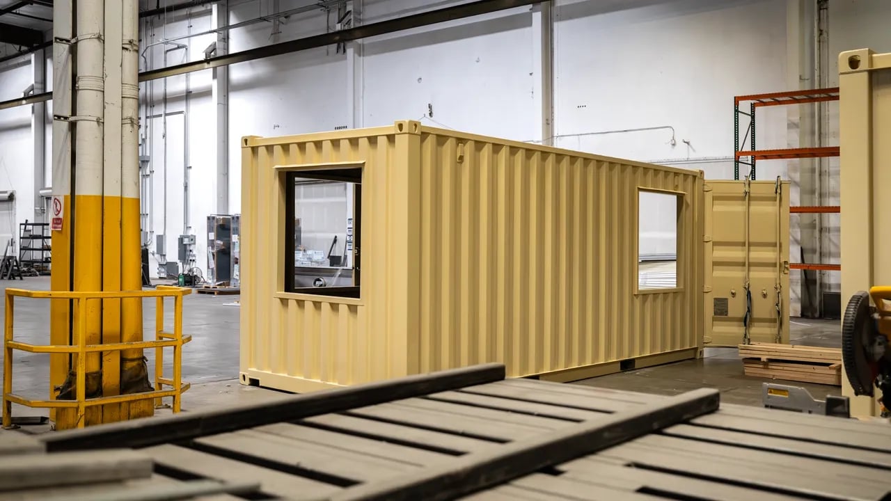 20ft beige container with windows
