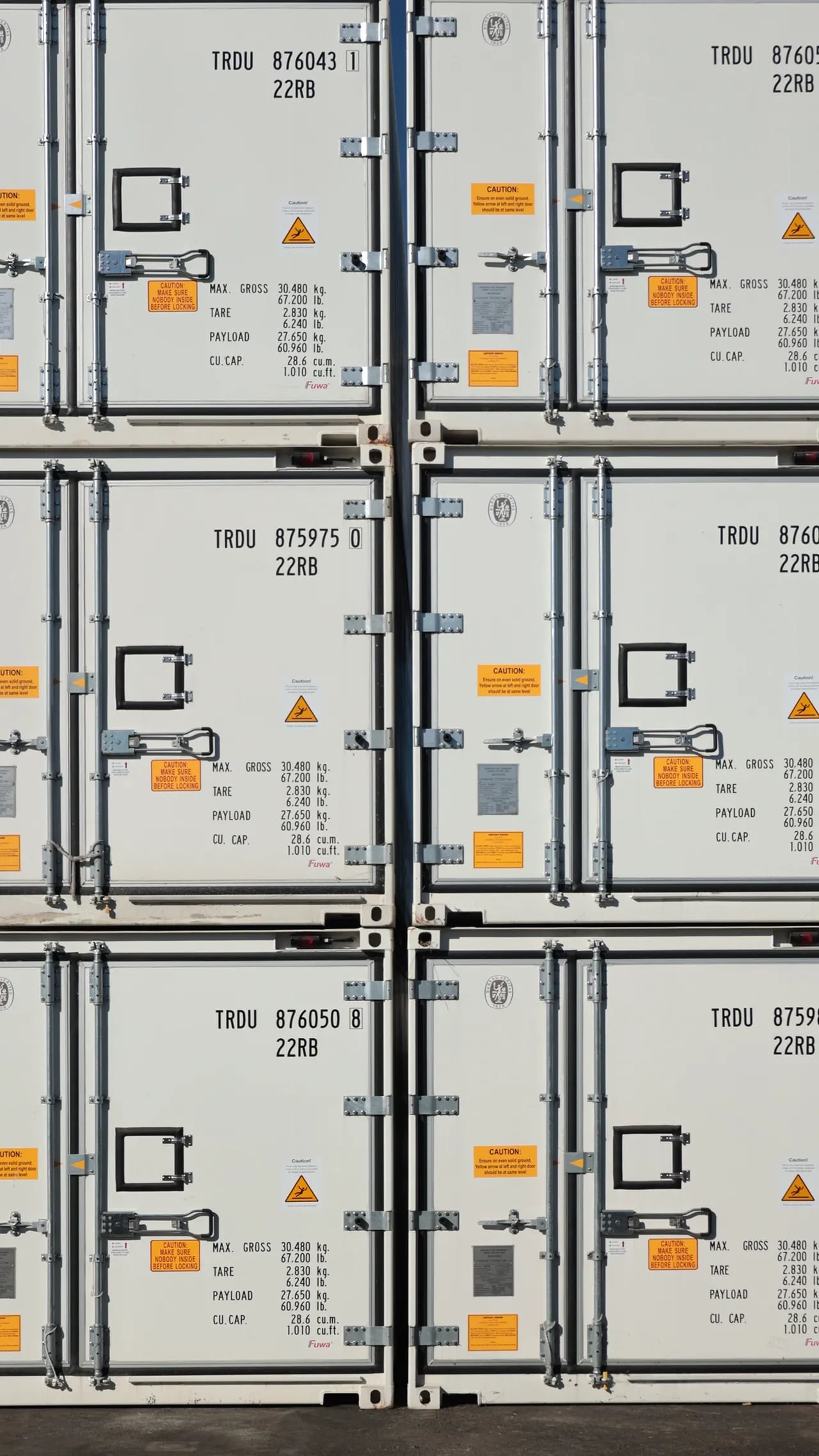Cold storage containers