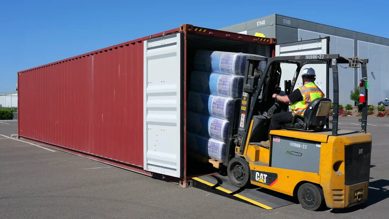container loading