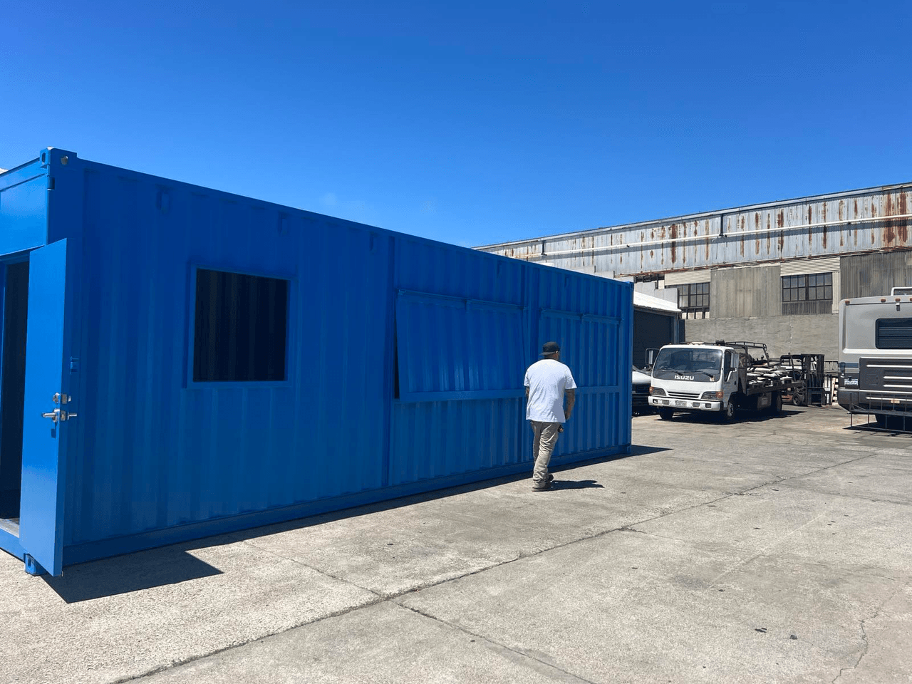 Large storefront container