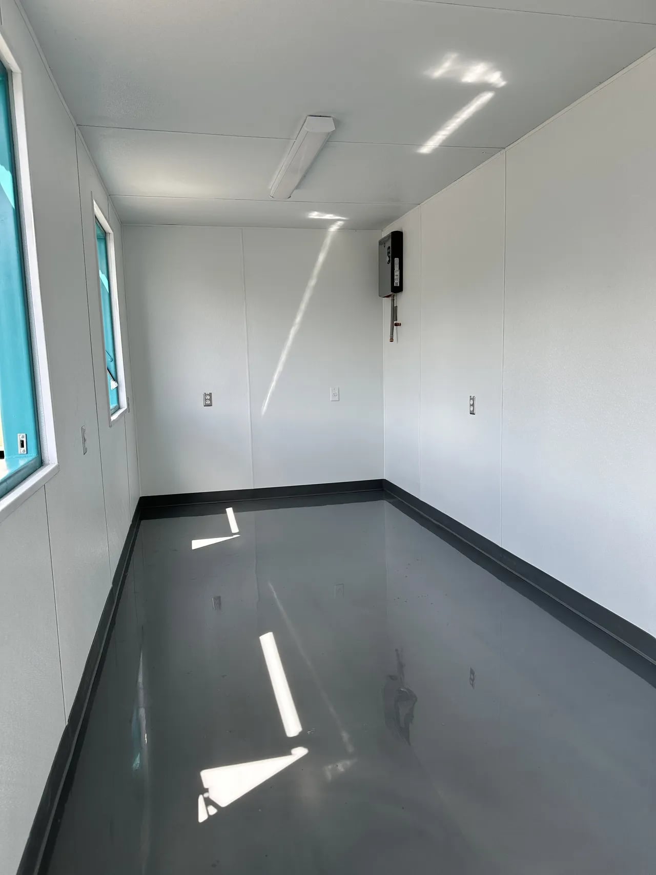 Storefront container (inside)