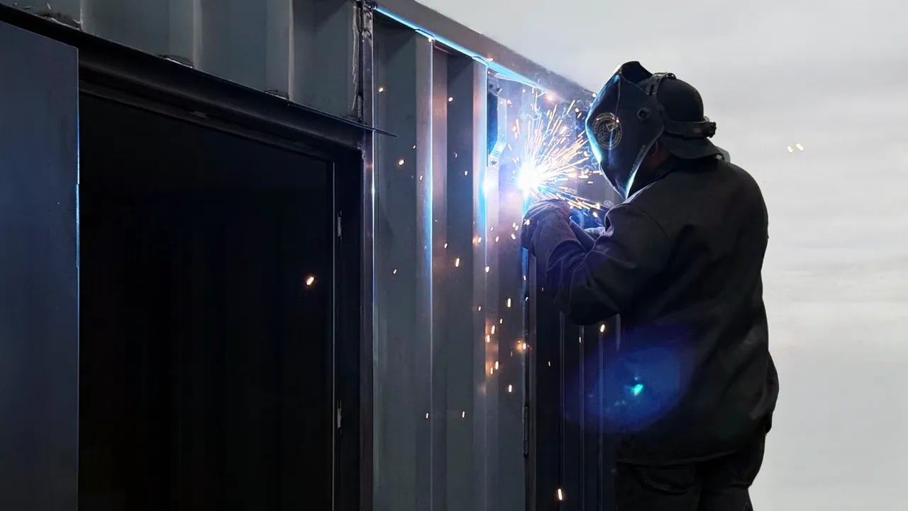 Welding of a large scale container