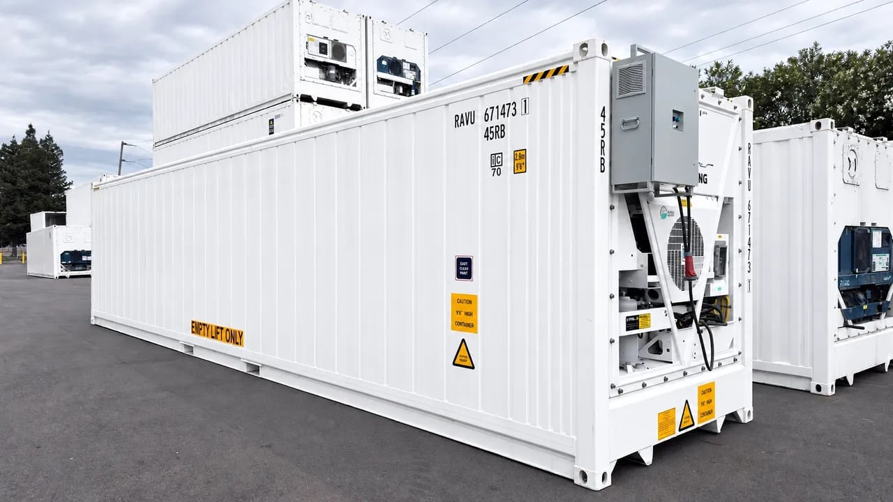 Whire 40ft refrigerater placed on the yard