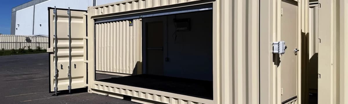 Conexwest yard and containers