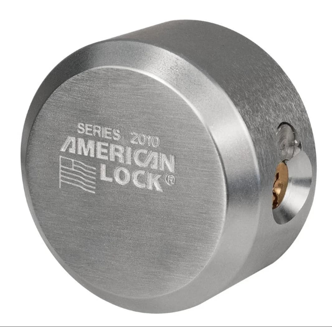 Hidden shackle padlock