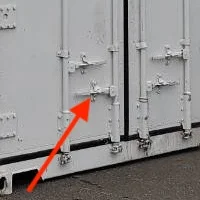 Secure Closing Cargo Doors with Locking Rods