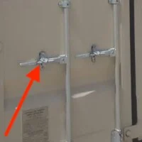 Secure Closing Cargo Doors with Locking Rods