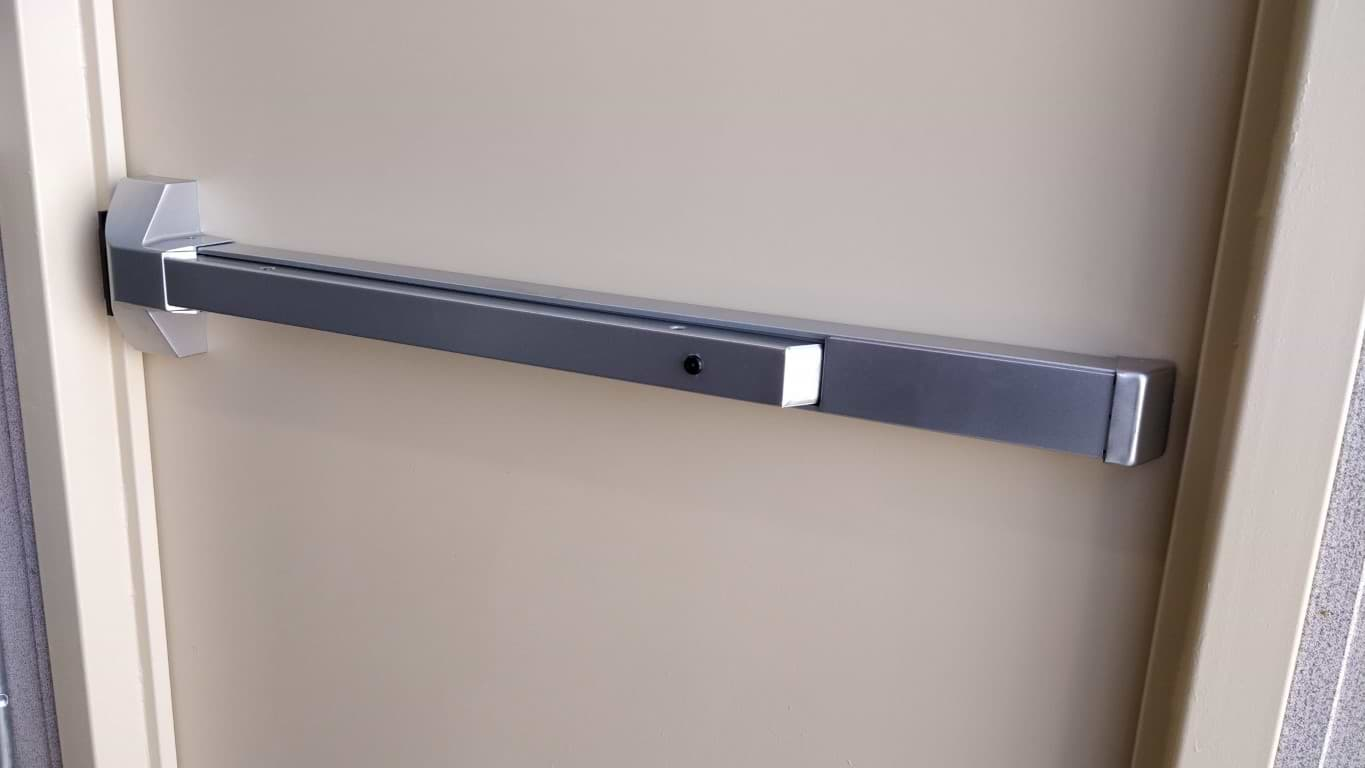 panic bar door exit device