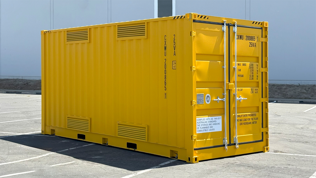 HUMANMADE CONTAINER 20L YELLOW コンテナ 20ft Hazmat Container near me | Conexwest