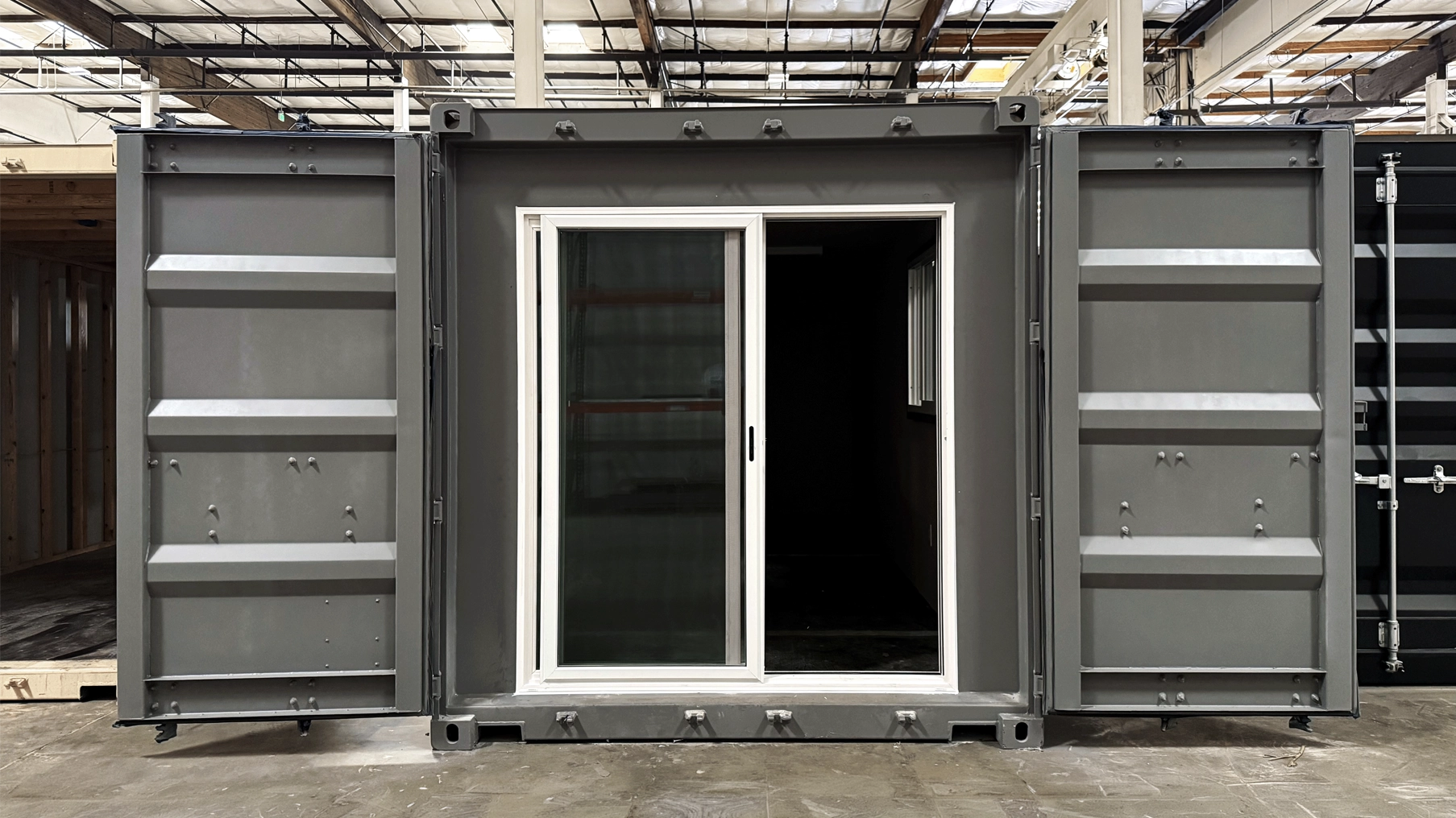 Container windows installation