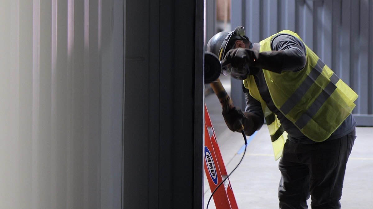 Outside container welding