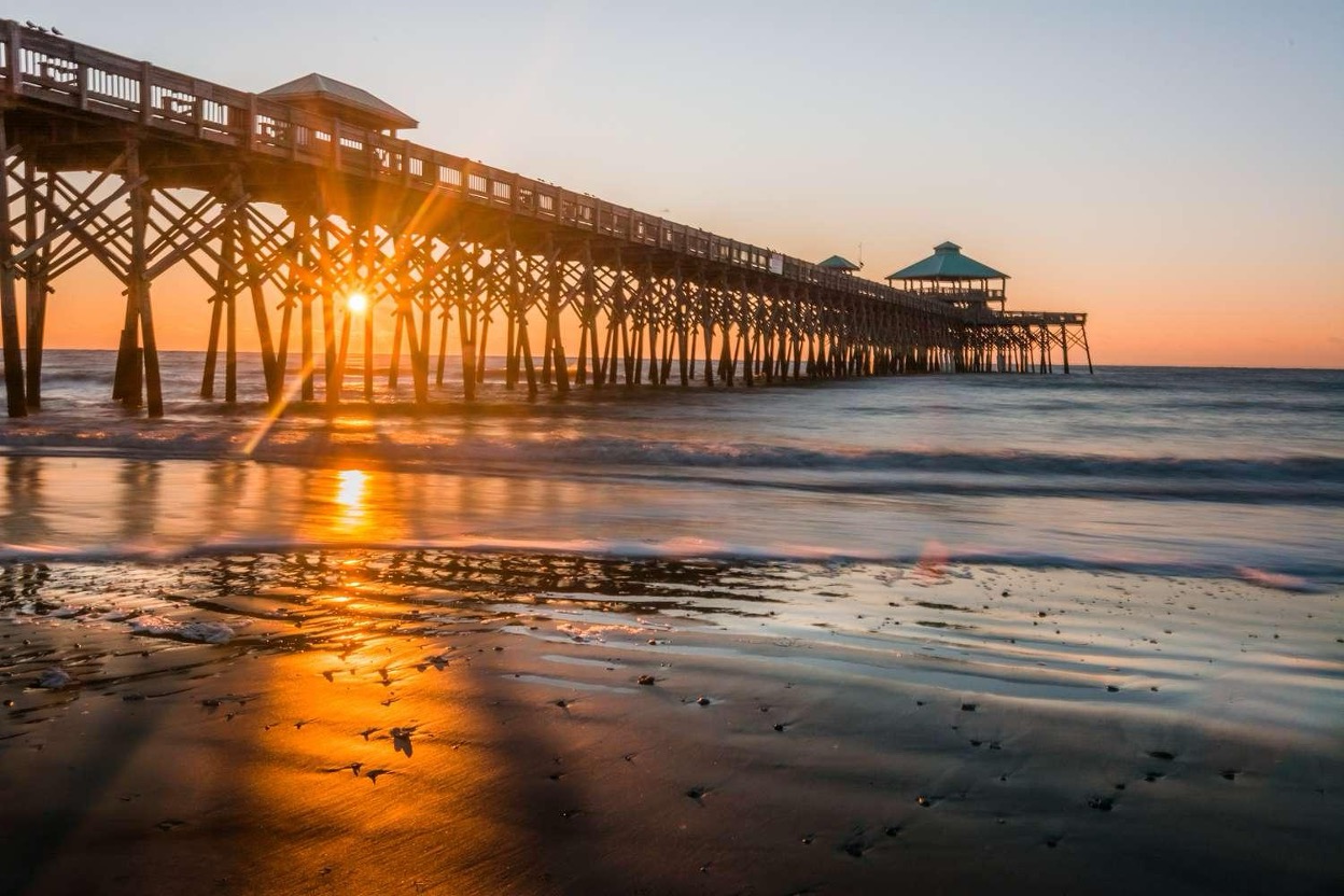 A sunset in South Carolina overseeing the beach