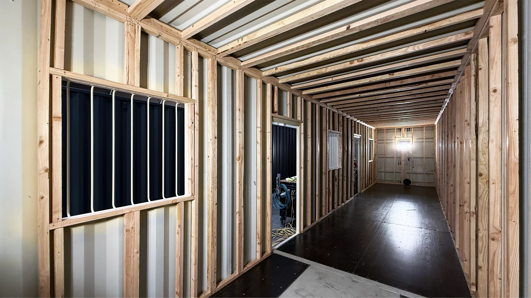 Interior finishing of the container