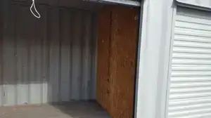 Plywood separation walls for shipping containers for sale